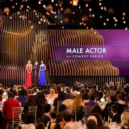 ميريل ستريب وأن هاثاواي وإيملي بلانت  Emily Blunt, Meryl Streep, and Anne Hathaway في حفل SAG (مصدر الصورة: Matt Winkelmeyer / GETTY IMAGES NORTH AMERICA / Getty Images via AFP)