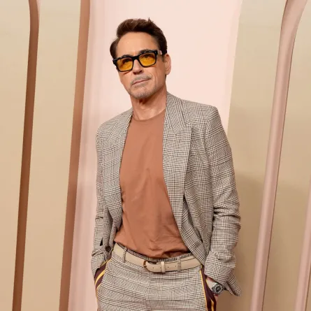 روبرت داوني جونيور في بيفرلي هيلز، كاليفورنيا (Robert Downey Jr.in Beverly Hills, California). مصدر الصورة: JC Olivera/Getty Images/AFP