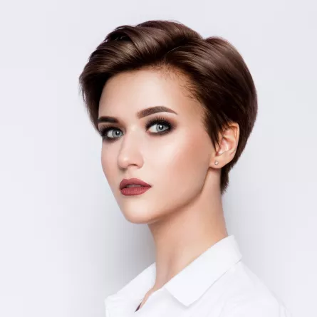 قصات شعر تعطي كثافة للشعر الخفيف