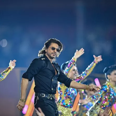 شاروخان Shah Rukh Khan في حفل افتتاح Women's Premier League (مصدر الصورة:  Idrees MOHAMMED / AFP)