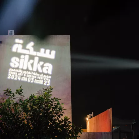 بالفيديو| هكذا أبهرتنا دبي في تغطية حية لمهرجان سكة للفنون!