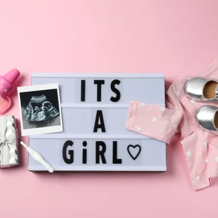 صورة لحاجيات البنت