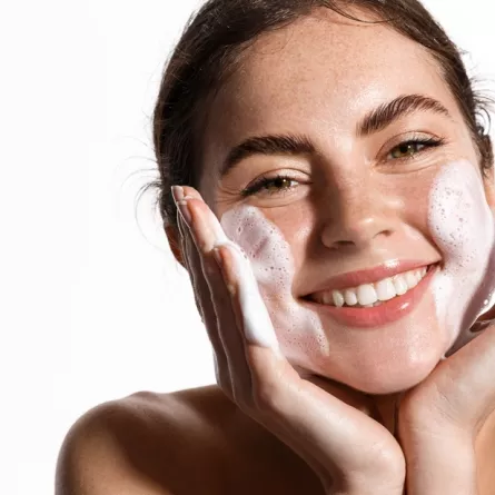 فوائد التقشير الكيميائي 