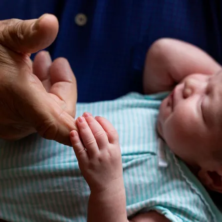 خرافات تؤذي المولود