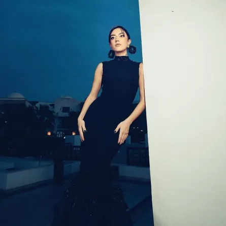 ستيفاني عطالله بفستان أسود-  الصورة من حسابها على إنستغرام