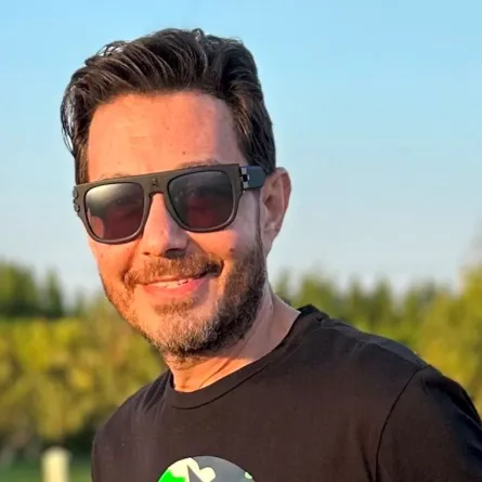 أحمد زاهر- الصورة من حسابه على إنستغرام