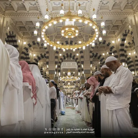 موعد إقامة صلاة التهجّد في العشر الأواخر - الصورة من حساب الهيئة العامة للعناية بشؤون الحرمين بالمسجد النبوي على منصة إكس