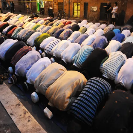 تفسير حلم صلاة التراويح في رمضان