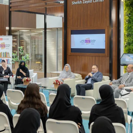 الاحتفاء بشهر القراءة 2024 في جامعة الإمارات - الصورة من وام