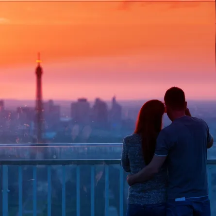 ثنائي منسجم يجمعهما الحب المتبادل 