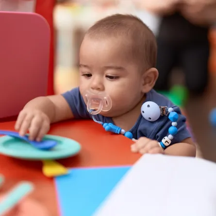 صورة لطفل رضيع