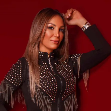 سهام جلال - الصورة من صفحتها الرسمية على الفيس بوك