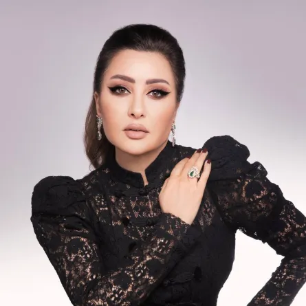 لطيفة - الصورة من صفحتها الرسمية على الفيس بوك