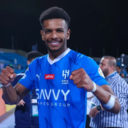 الهلال يعادل الرقم القياسي لأطول سلسلة انتصارات متتالية في تاريخ كرة القدم العالمية - الصورة من حساب الهلال السعودي على إكس