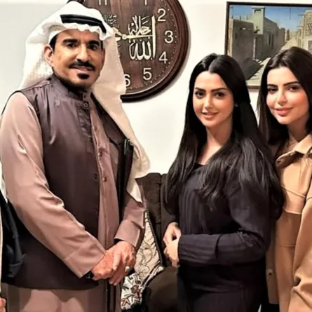 عبدالله السدحان في كواليس هم يضحك -الصورة من حسابه على الانستغرام