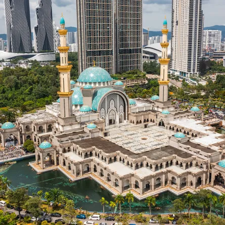 إطلالة على مسجد ولاية برسكوتوان