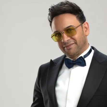 مصطفى قمر- الصورة من حسابه على انستغرام