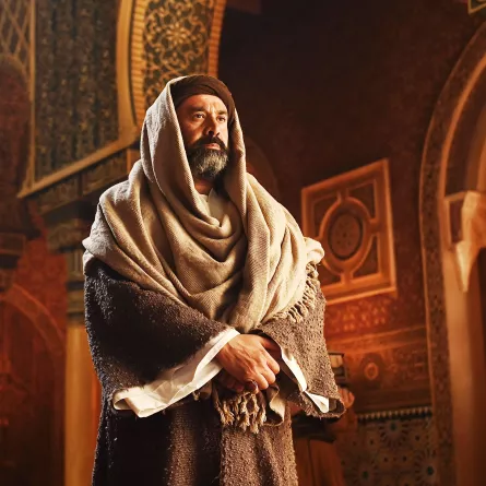 مسلسل "الحشاشين" الحلقة 2 .. حسن الصباح يُسافر إلى مصر لمقابلة الخليفة 