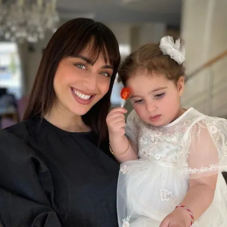 فايا يونان وابنة أختها- الصورة من حسابها على إنستغرام