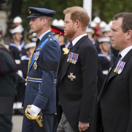 الأمير هاري والأمير ويليام Prince Harry and Prince William في جنازة الملكة إليزابيث (مصدر الصورة: Emilio Morenatti / POOL / AFP)