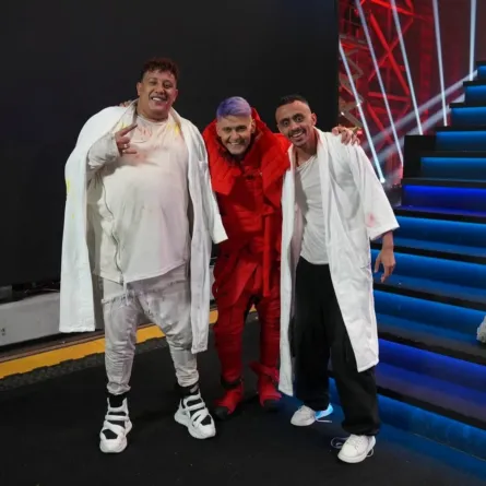 حمو بيكا وكزبرة مع رامز جلال - الصورة من الصفحة الرسمية لرامز جلال على الفيس بوك