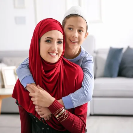 صورة لأم مع طفلها