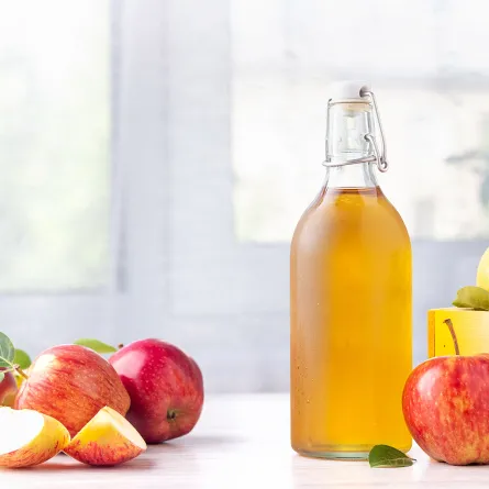 بعض المحاذير عند شرب خل التفاح