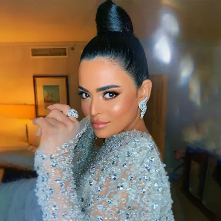 أسماء جلال بمجوهرات ماسية فاخرة