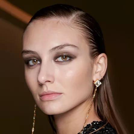 مكياج سموكي بني