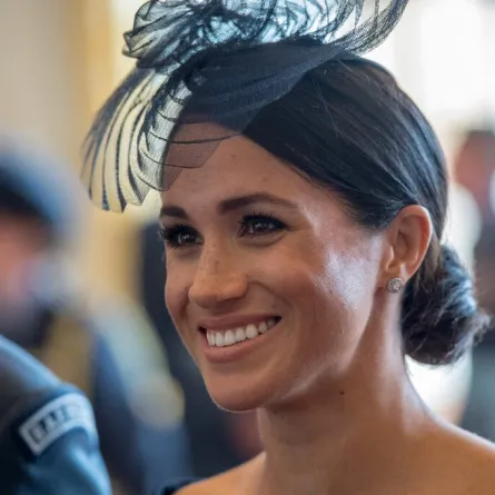 ميغان ماركل Meghan, Duchess of Sussex  في قصر باكنغهام (مصدر الصورة CHRIS J RATCLIFFE / POOL / AFP)