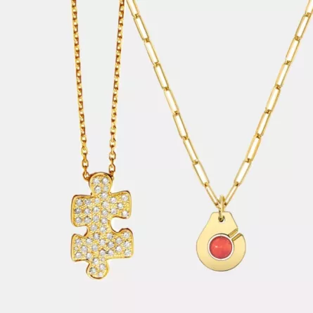 سلاسل بقلادات ناعمة.. اختاريها لترافقك في كل أيامك