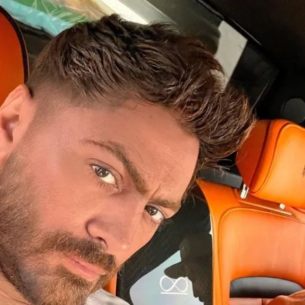 تامر حسني- الصورة من حسابه على إنستغرام