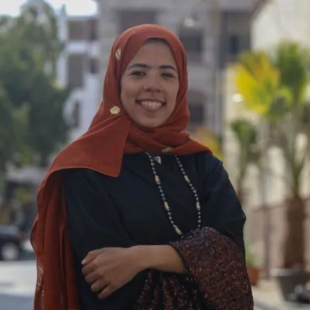 المخرجة جواهر العامري- الصورة من المركز الإعلامي للمخرجة جواهر العامري 