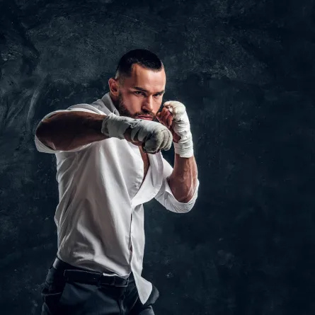 تفسير حلم ضرب شخص