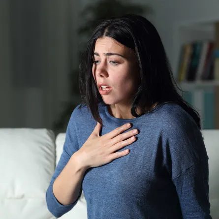 تفسير حلم شخص يخنقني