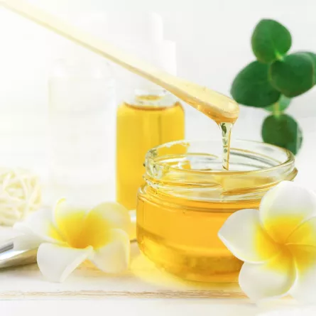 العسل مكون رئيسي في روتين العناية بجمالك