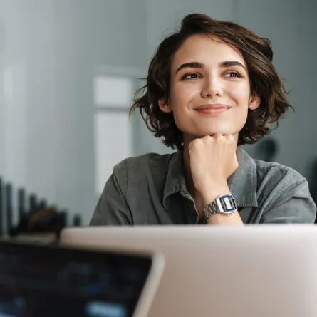 المرأة الواثقة قادرة على تحقيق التطور المهني