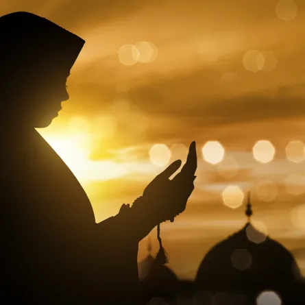 اللجوء إلى الله وطاعته في شهر رمضان