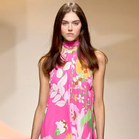 فستان من ماركة Leonard Paris -الصورة من Launchmetrics/Spotlight ©