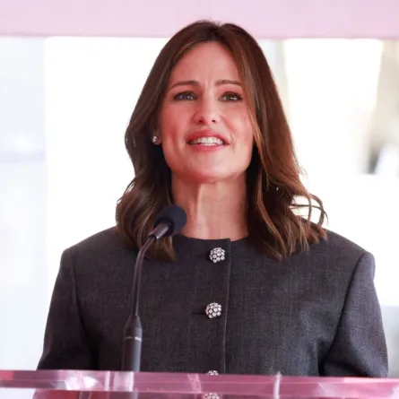 جينيفر غارنر في لوس أنجلوس كاليفورنيا (Jennifer Garner in Los Angeles, California). مصدر الصورة: Michael Tran / AFP