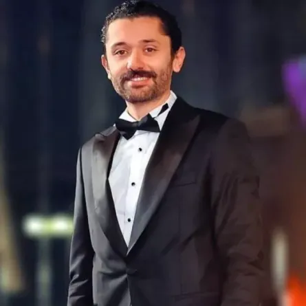 كريم محمود عبد العزيز: والدي رفض أنّ أتزوج في سن الـ19.. "قالي بس ياض"