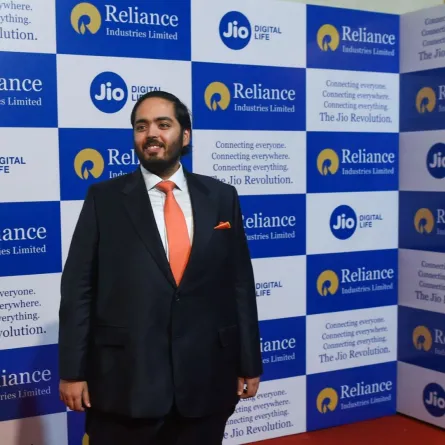 أنانت أمباني في مومباي (Anant Ambani in Mumbai). مصدر الصورة: AFP / Indranil MUKHERJEE