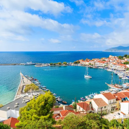 إطلالة على جزيرة ساموس