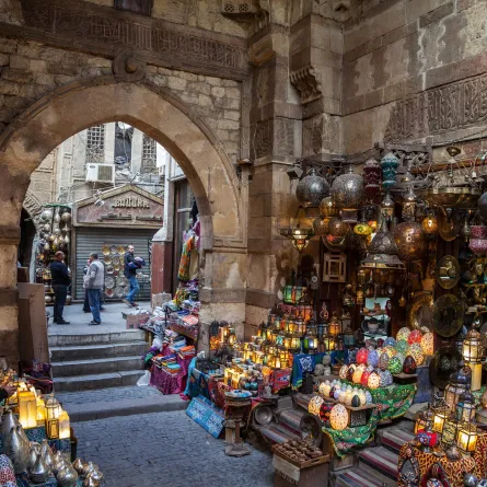 خان الخليلي هو بمثابة مركز ثقافي مهم