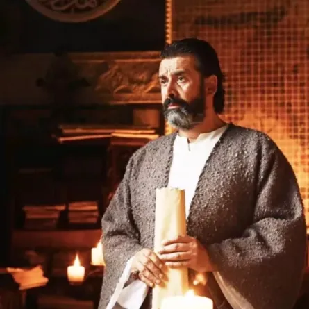 كريم عبد العزيز من مسلسل الحشاشين 