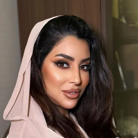 أيتن عامر -الصورة من صفحتها الرسمية على الفيس بوك