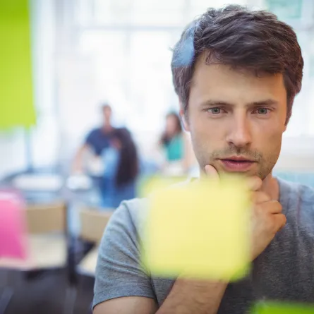 إستراتيجيات جديدة ومفيدة لاتخاذ القرارات بنجاح وثقة في العمل