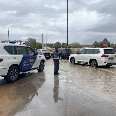 جانب من الأمطار التي هطلت على أبوظبي