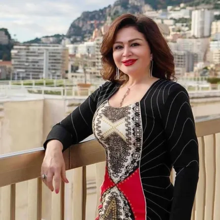  إلهام شاهين - الصورة من حسابها على انستغرام