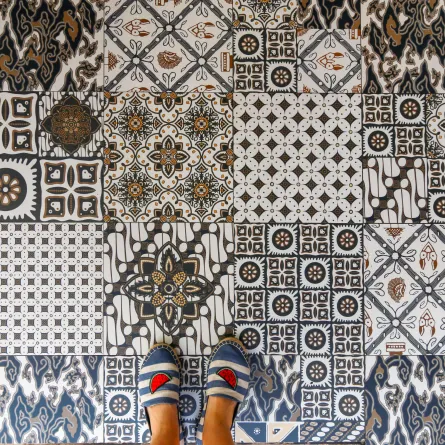 الموزايكو يكسو الأرضية